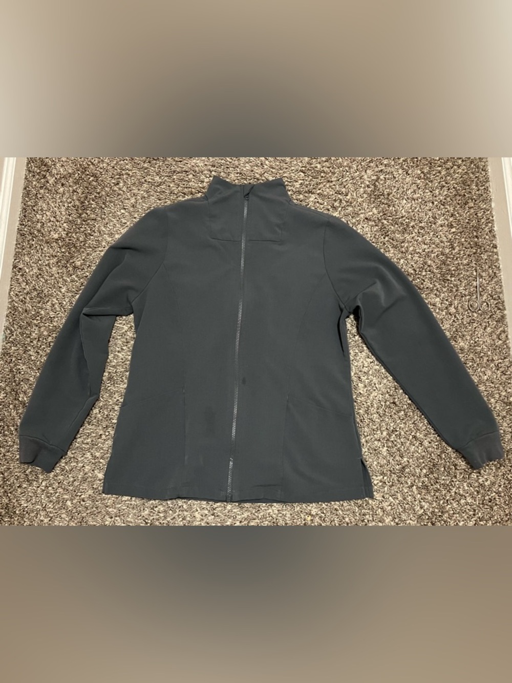 Mandala Pewter Gray Scrub Jacket Size Small